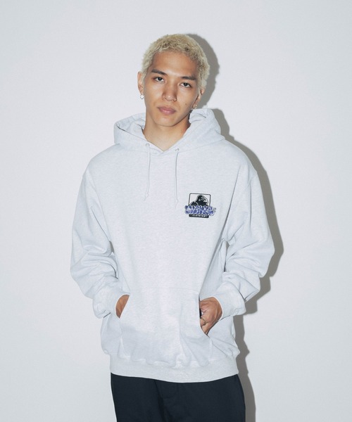 超美品⭐︎プルオーバーパーカーXL XLARGE (エクストララージ) バックデザイン フルジップ パーカー M L