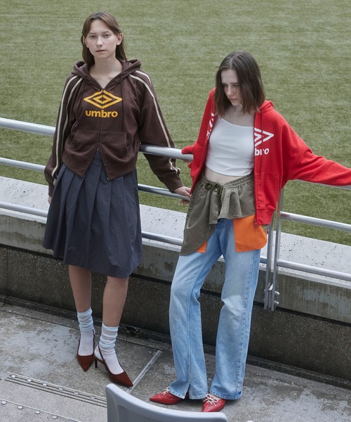 Casselini（キャセリーニ） パーカー 「UMBRO × ロゴジップパーカー