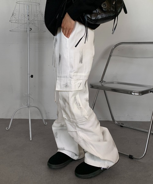 lilful ワイドパンツ カーゴパンツ ペイント加工 ドロスト付き バギー
