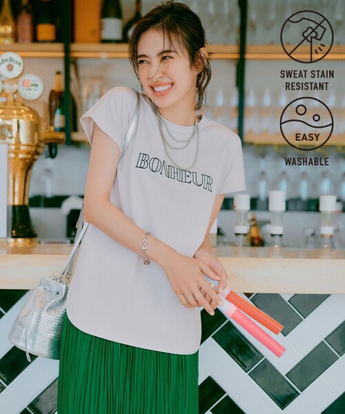 UNFILO（アンフィーロ） tシャツ BEAUTY FORM ロゴ刺繍フレンチ