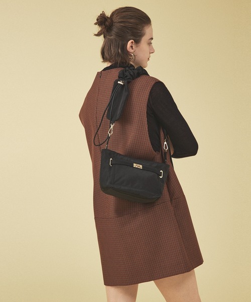 ◆ベルテッド スモール ショルダーバッグBlack LOWELL things ショルダーバッグ バッグ Solve/ベルテッド
