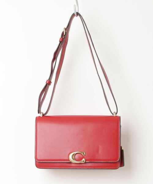 COACH（コーチ） ワンポイントショルダーバッグ - レッド レディース