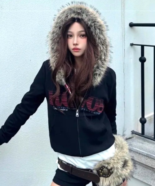 SHEENA（シーナ） パーカー 「新色追加」裏チェック柄ファーフード