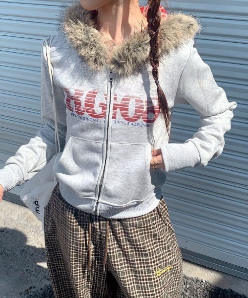 SHEENA（シーナ） パーカー 「新色追加」裏チェック柄ファーフード