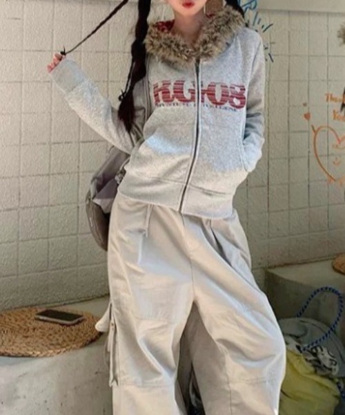 SHEENA（シーナ） パーカー 「新色追加」裏チェック柄ファーフード