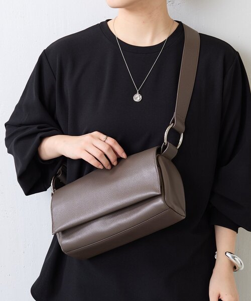 BEARDSLEY（ビアズリー） ショルダーバッグ バッグ 「本革」レザー