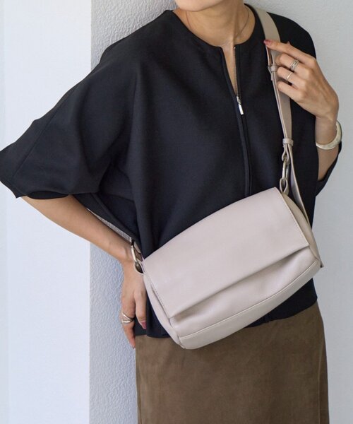 BEARDSLEY（ビアズリー） ショルダーバッグ バッグ レザーボディバッグ