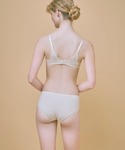 ブラジャー バックスタイルまでかわいい Ste...の詳細画像3