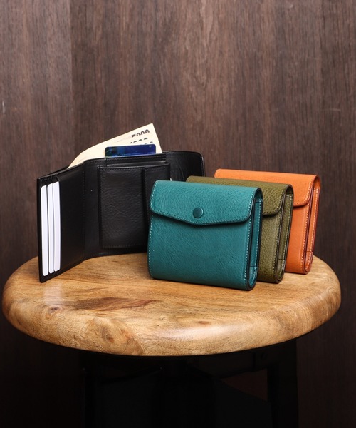 【美品】Sinleathers タスカ レザー 二つ折り財布 黒 シボ革 人気 これぞ最高品質。Sinleathersの二つ折り財布“tasca(タスカ)”【フリー