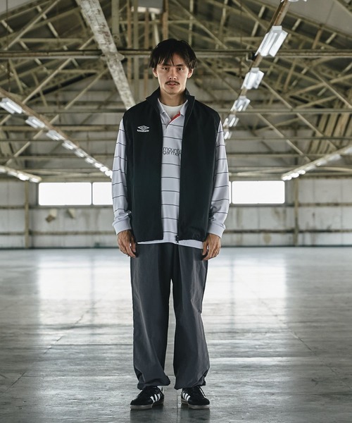 umbro（アンブロ） ベスト MEDIUM ネイビー メンズ : ZOZOTOWN Yahoo