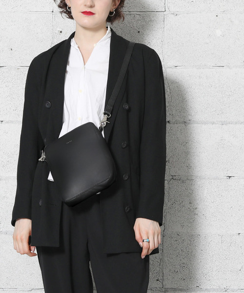 YArKA ショルダーバッグ バッグ 「YArKA/ヤーカ」real leather zip
