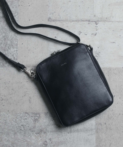 YArKA ショルダーバッグ バッグ 「YArKA/ヤーカ」real leather zip