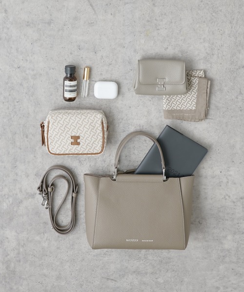 美品　IACUCCI 2wayバッグ 美品 イアクッチ IACUCCI 2way バッグ クロコ型押し レザー