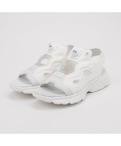 ⭐️極美品⭐️Reebok インスタ　ポンプフューリー　サンダル　26cm インスタポンプフューリー サンダル ジップ / INSTAPUMP FURY