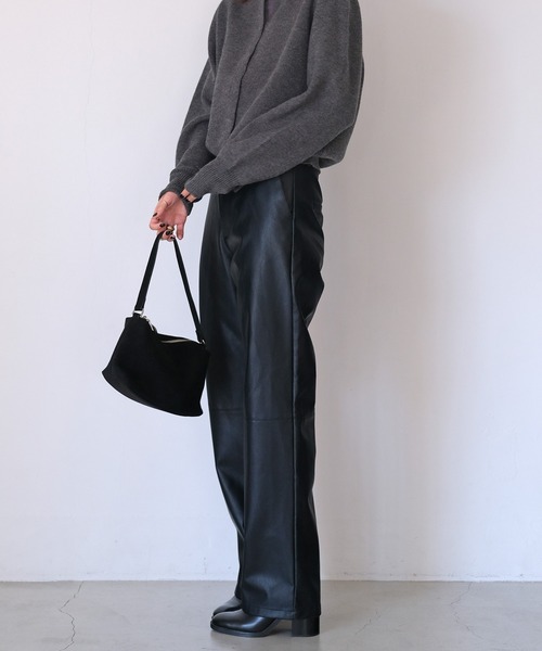 AKTE（アクテ） パンツ フェイクレザーパンツ レディース : ZOZOTOWN