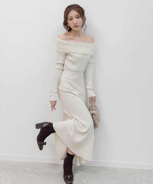 RANDA（ランダ） ワンピース シャギーカラーオフショルダーニット