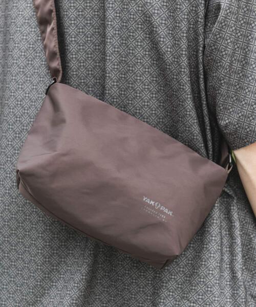「YAKPAK」 ショルダーバッグ「URBAN RESEARCH DOORSコラボ」 - ブラウン メンズ_画像6