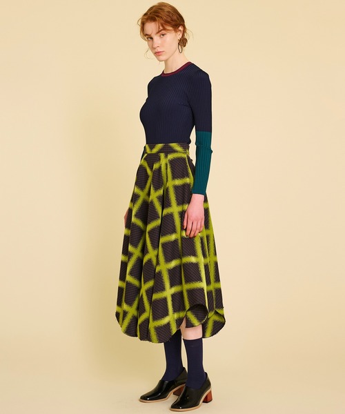 【LANVIN】グラフチェック柄ロングフレアスカート LANVIN】グラフチェック柄ロングフレアスカート