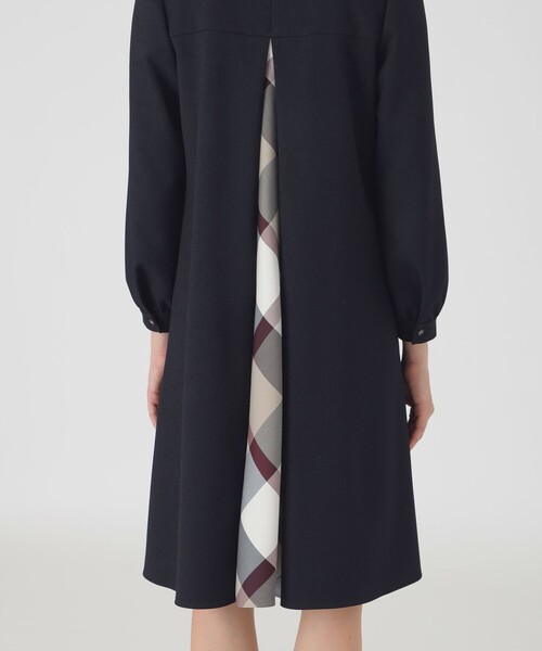 BLUE LABEL CRESTBRIDGE（ブルーレーベルクレストブリッジ