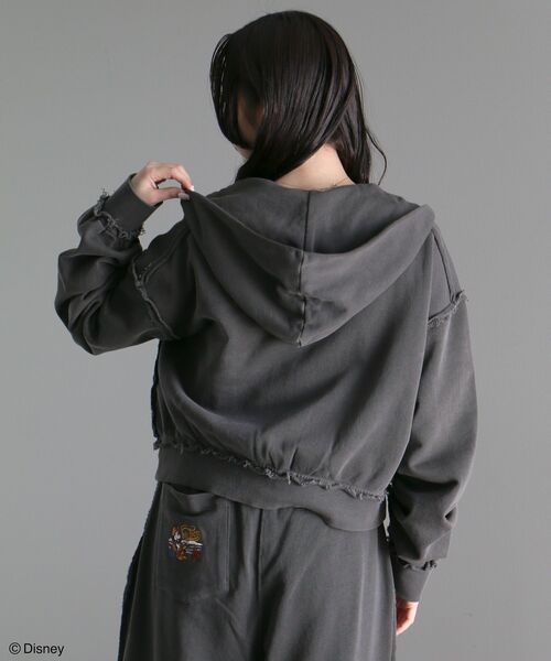 Disney（ディズニー） パーカー ヴィンテージライクZIPパーカー「ユニ