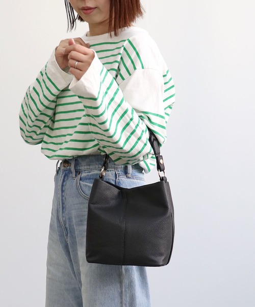 ｚ*ｉ様 ［美品］ブラックハンドバッグ 編み込みハンドル MIAN ショルダーバッグ バッグ 編み込みハンドル2wayショルダー