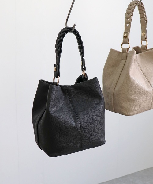 ｚ*ｉ様 ［美品］ブラックハンドバッグ 編み込みハンドル MIAN ショルダーバッグ バッグ 編み込みハンドル2wayショルダー