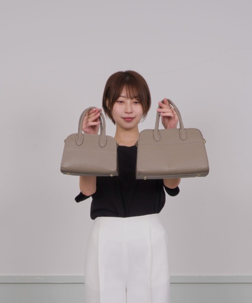 CHRISTIAN VILLA ショルダーバッグ バッグ 「CHRISTIAN VILLA
