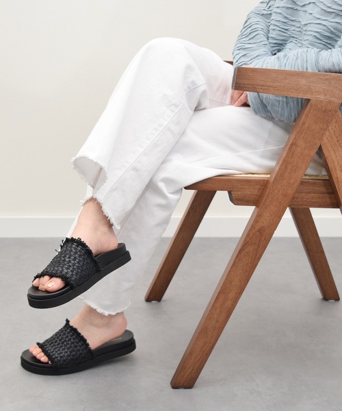 アンヘル アラルコン（ANGEL ALARCON）/ANGEL ALARCON◆2．5cmヒール◆フットベッドラフィアスライドサンダル ANGEL ALARCON（アンヘルアラルコン） サンダル 「ANGEL ALARCON