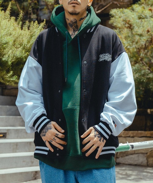 Subciety（サブサエティ） スタジャン X-LARGE ブラック×ホワイト