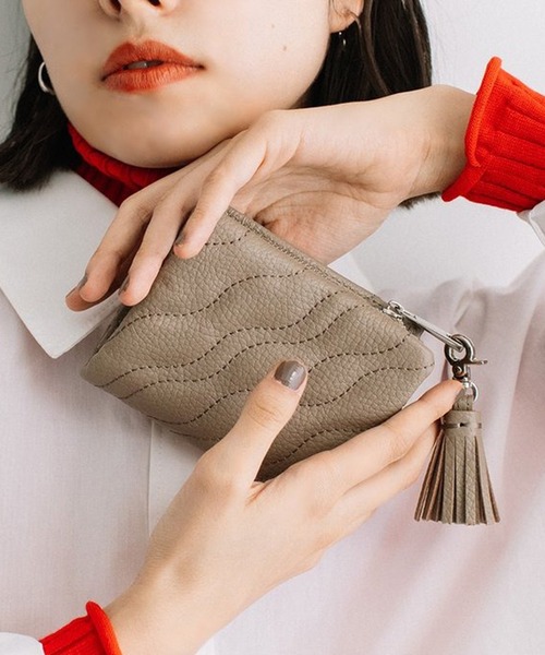 Beau're（ヴュレ） 財布 「BEAURE」カウレザー タッセル付 ウェーブ