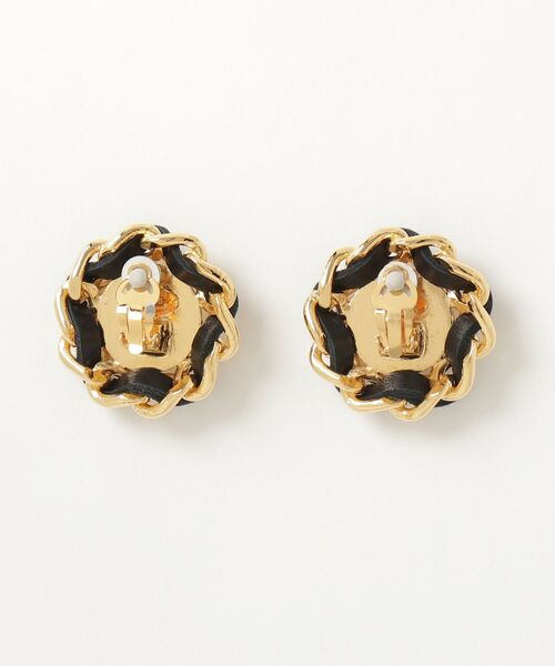 CHANEL（シャネル） イヤリング（両耳用） - ゴールド レディース