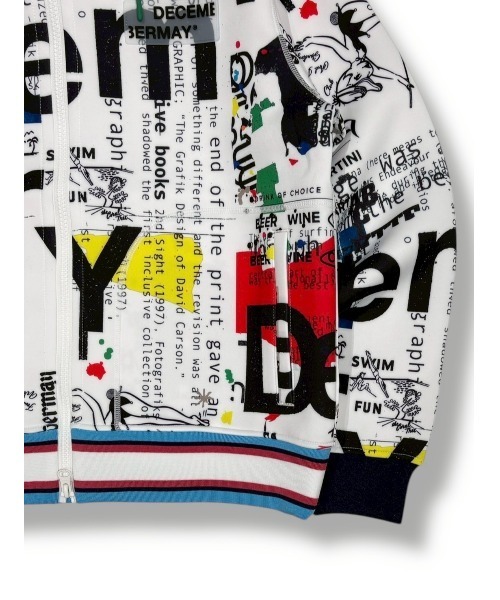 DECEMBERMAY（ディセンバーメイ） パーカー 「UNISEX」Graffiti hoodie