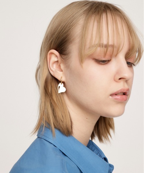 【Hei】spotlight heart earring★ピアス★送料・関税込★2色 韓国ブランドHei☆芸能人着用 heart onetouch earringピアス_2色