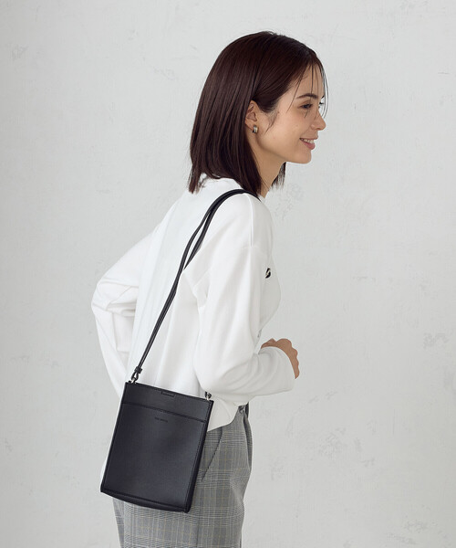 MONO COMME CA（モノコムサ） ショルダーバッグ バッグ コンパクト