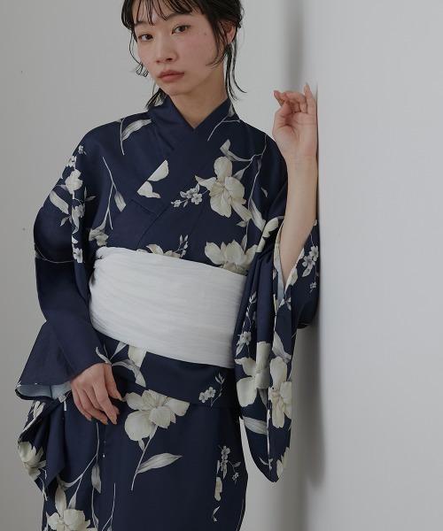 【1人で着れる！】花火柄紺色ワンピース浴衣 赤い帯付き M 1人で着れる！】花火柄紺色ワンピース浴衣 赤い帯付き M 楽天市場】