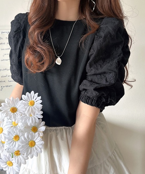 classicalelf（クラシカルエルフ） tシャツ 一枚で魅せる花柄スリーブ