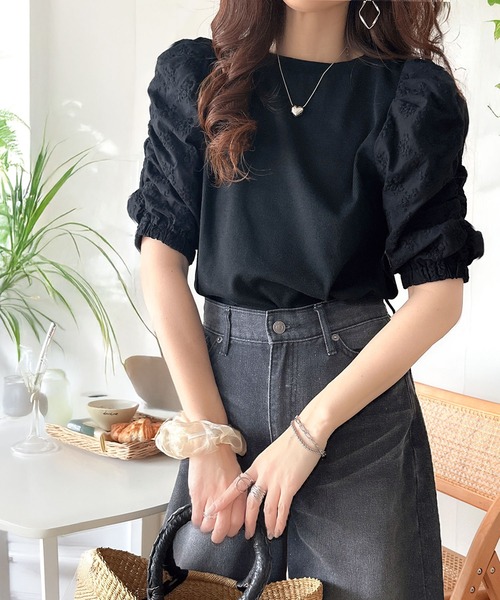 ブラック 花柄 レース 半袖トップス classicalelf（クラシカルエルフ） tシャツ 一枚で魅せる花柄スリーブ