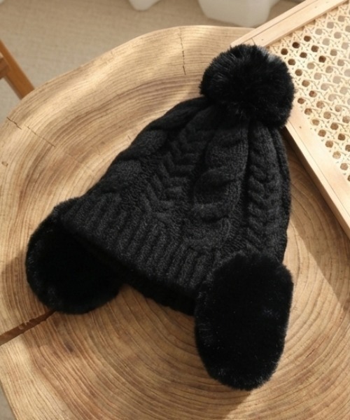 Ruben ニット帽 ニットキャップ ボンボン イヤーカバーケーブル編み