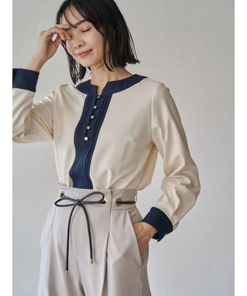 ウォームツイルバイカラーブラウス TONAL（トーナル）の「ウォームツイルバイカラーフロントタック