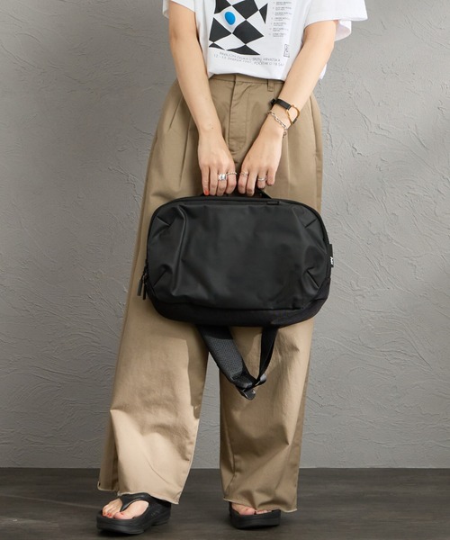 Aer（エアー） ショルダーバッグ TECH SLING 3 ショルダーバッグ