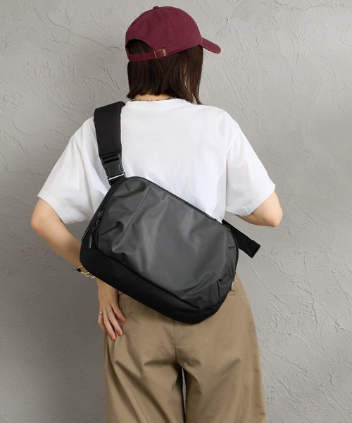 Aer（エアー） ショルダーバッグ TECH SLING 3 ショルダーバッグ