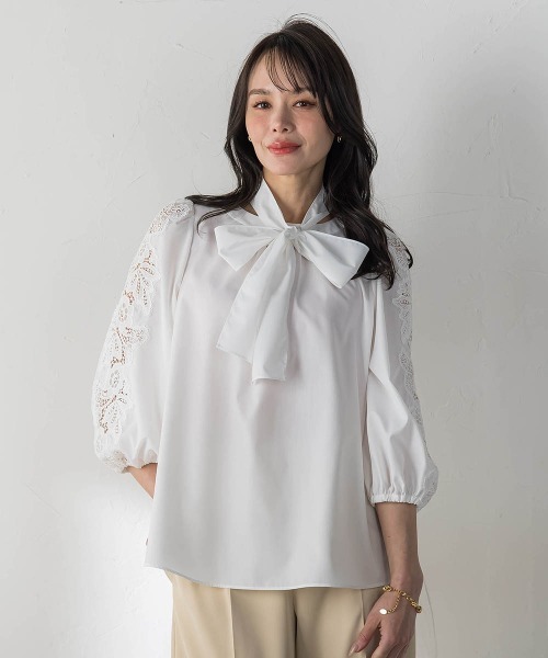 ビアッジョブルー 美品 ケミカルレース ブラウス Viaggio Blu（ビアッジョブルー） ブラウス シャツ 袖レースブラウス