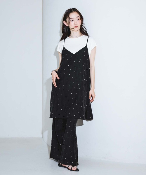新品タグ付き　LAKOLE ドット刺繍イージーパンツ ビスチェ　ブラック LAKOLE（ラコレ） ワイドパンツ パンツ 「接触冷感」ドット刺繍