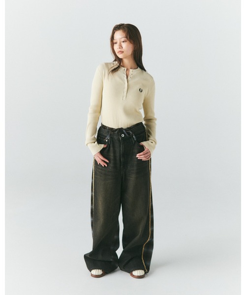 FRED PERRY フレッドペリー 別注 ワンポイントロゴ刺繍 リブニット FRED PERRY（フレッドペリー） ニット セーター 別注 ワンポイントロゴ