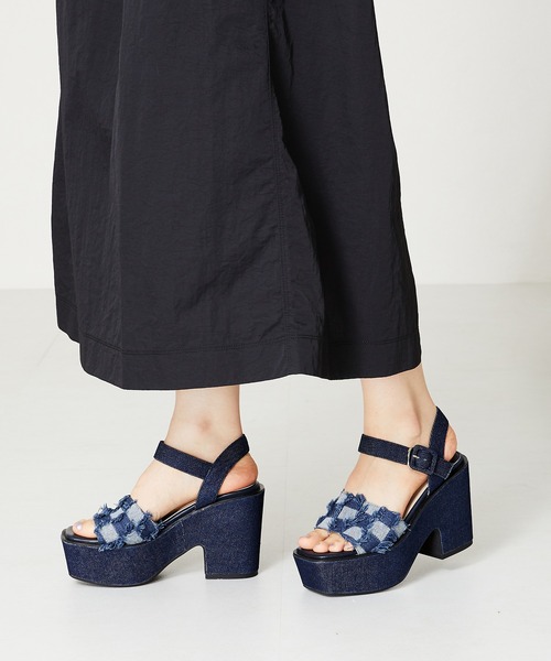 【Call It Spring】セール☆バックルストラップ・厚底サンダル マニッシュ風スポーツサンダルバックルベルトアンクルストラップ