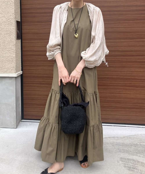 Audrey and John Wad ワンピース ティアードロングワンピース