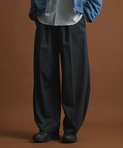 PUBLIC TOKYO PUBLIC CHINOS バレルレッグイージー PUBLIC CHINOS バレルレッグイージー（チノパンツ）｜PUBLIC