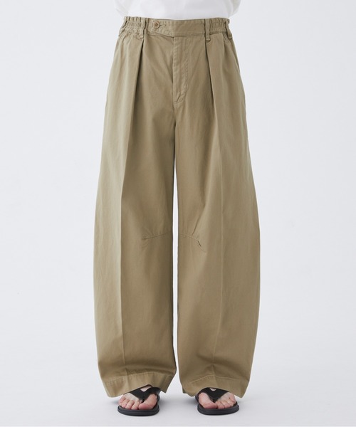 【新品同様】 PUBLIC CHINOS バレルレッグイージー オフホワイト 1 PUBLIC TOKYO（パブリックトウキョウ） チノパン 「ベストセラー