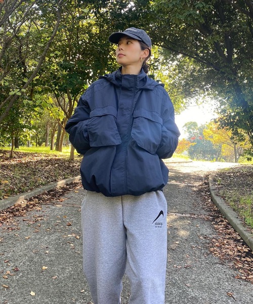 UNDERSTATEMENTs ブルゾン アウター 「ユニセックス」スタンドネック