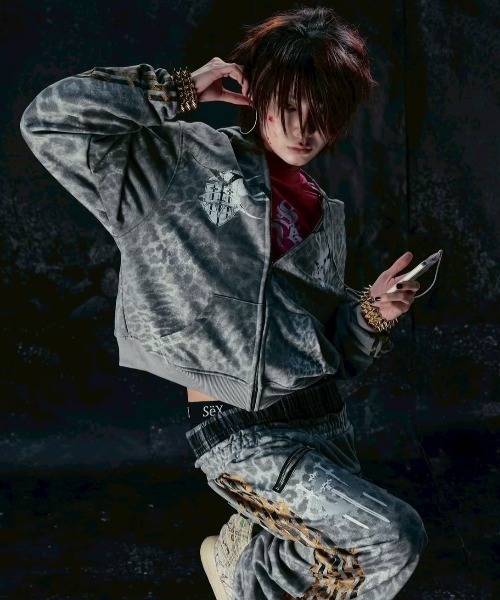 COZY WORLDWIDE パーカー 「Cozy world Wide」”25 LEOPARD” ROYAL ZIP